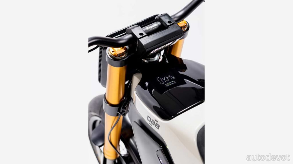 DAB-Motors-Concept-E-electric-motorcycle_display