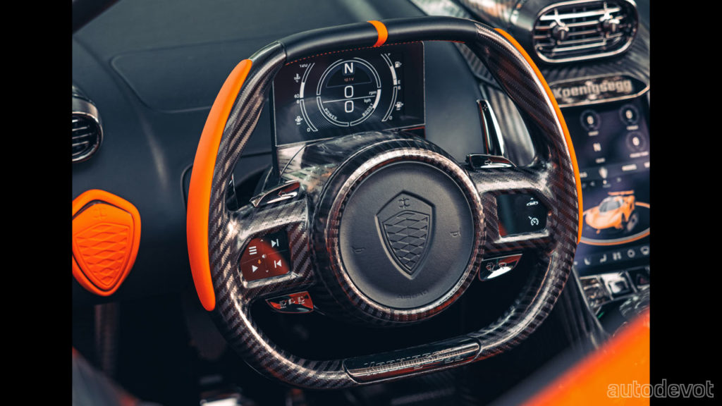 Koenigsegg-Jesko-production-version_interior_steering_wheel