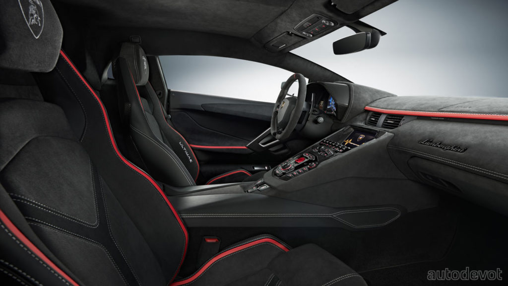 Lamborghini-Aventador-Ultimae-Coupe_interior