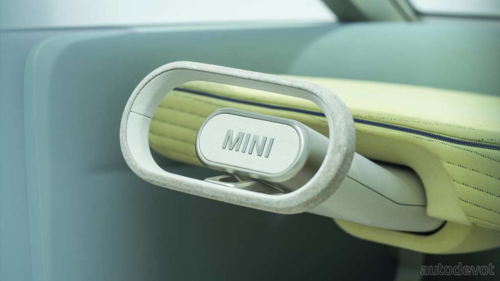 MINI-Vision-Urbanaut-prototype_interior_steering_wheel