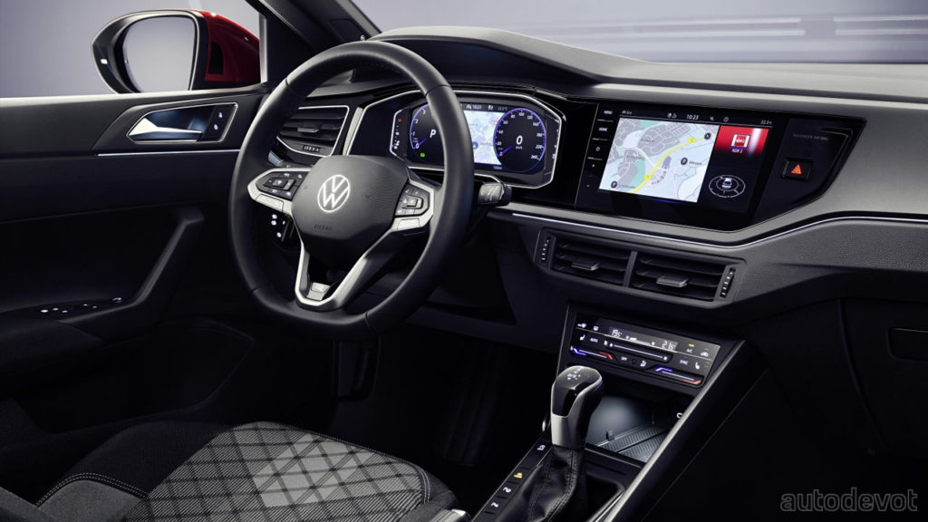 Volkswagen-Taigo-R-Line_interior_2