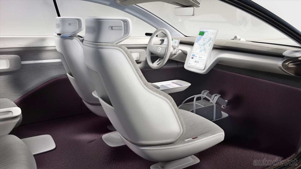 Volvo-Concept-Recharge_interior
