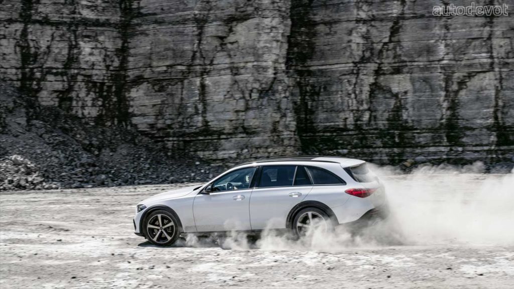 2021-Mercedes-Benz-C-Class-Estate-All-Terrain_4