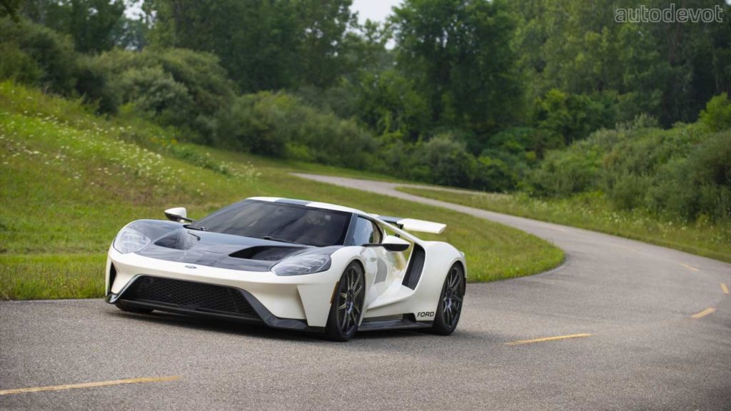 2022-Ford-GT-64-Heritage-Edition_3