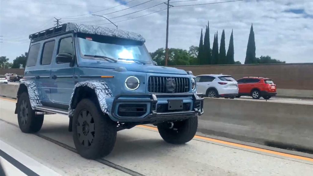 2022-Mercedes-G-Class-4x4-Squared-test-mule_4