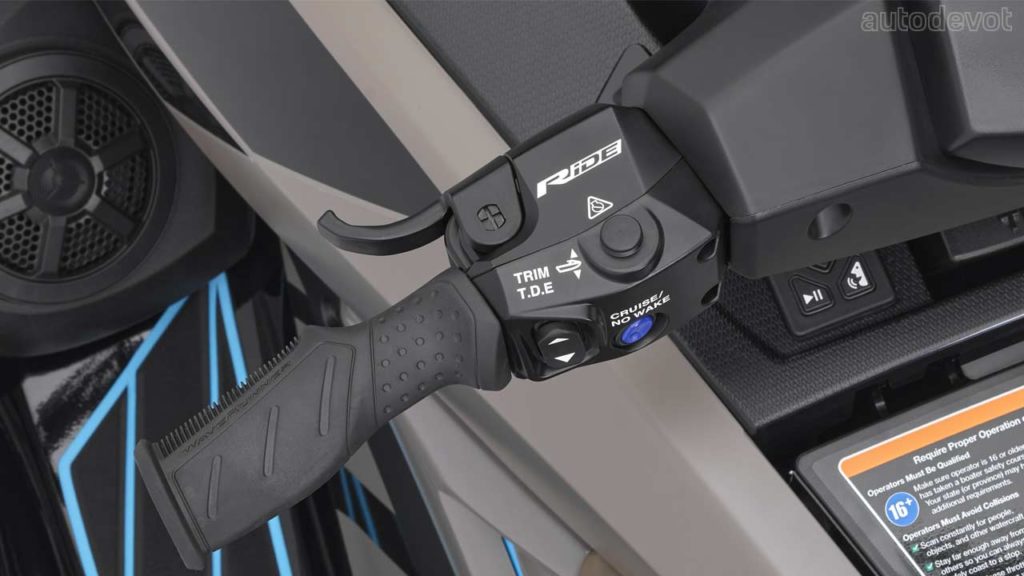 2022-Yamaha-WaveRunner-FX-Cruiser-SVHO_handle_controls