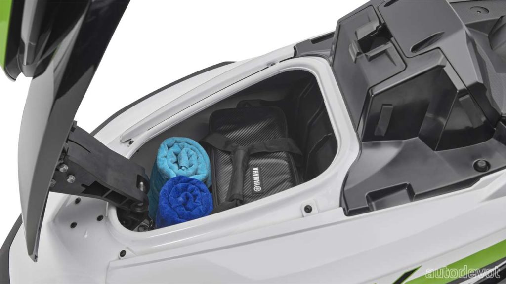 2022-Yamaha-WaveRunner-VX_4