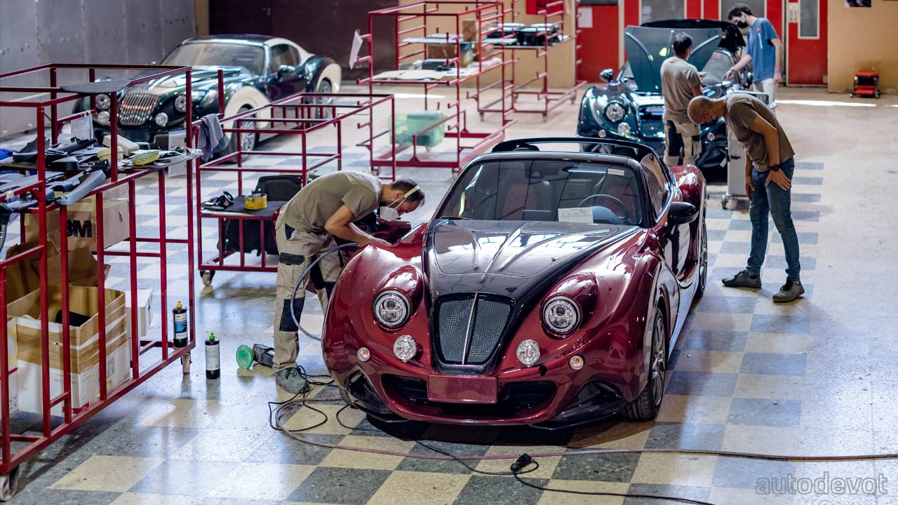 First-units-of-Hurtan-Grand-Albaycín