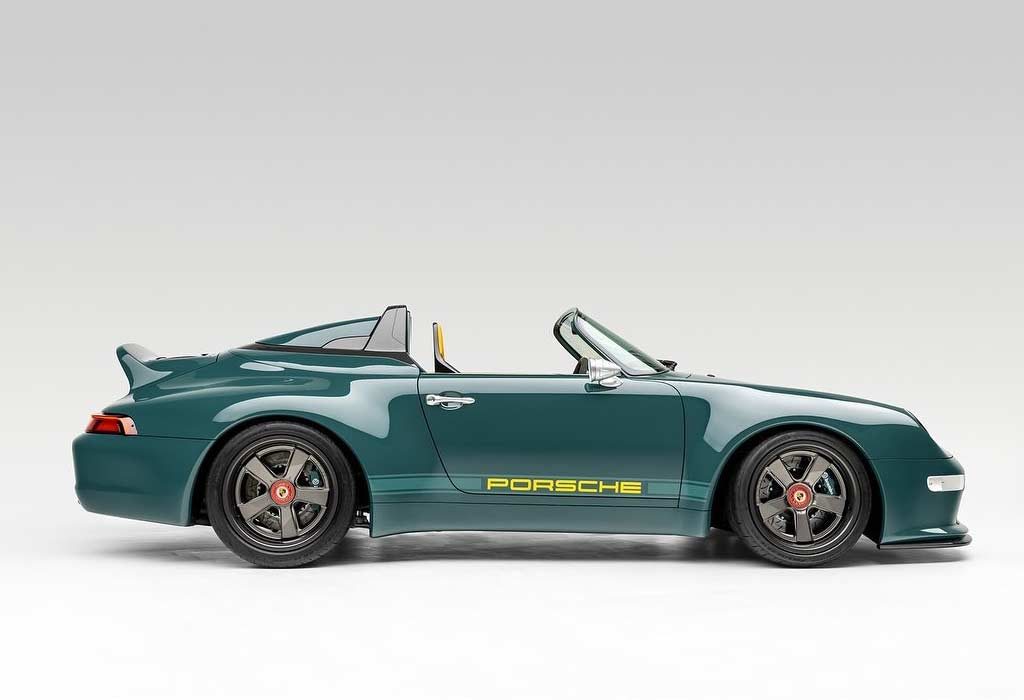 Porsche-993-Speedster-Remastered-by-Gunther-Werks_side
