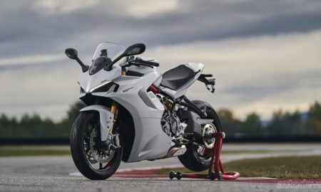 2021-Ducati-SuperSport-950-S