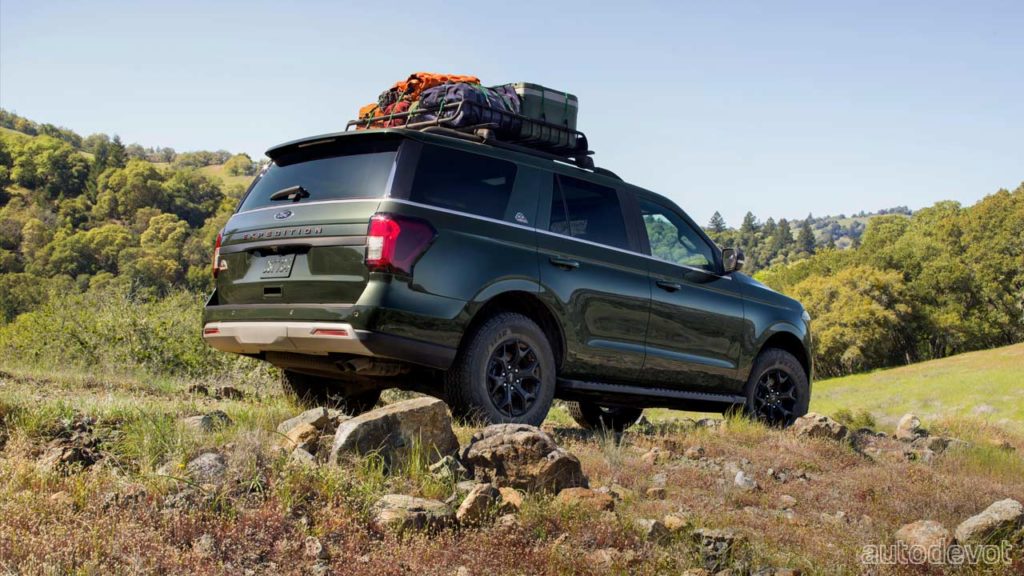 2022-Ford-Expedition-Timberline_2