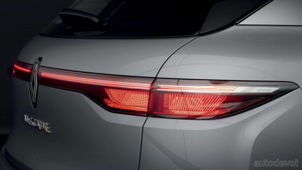 renault-megane-e-tech-electric_taillights