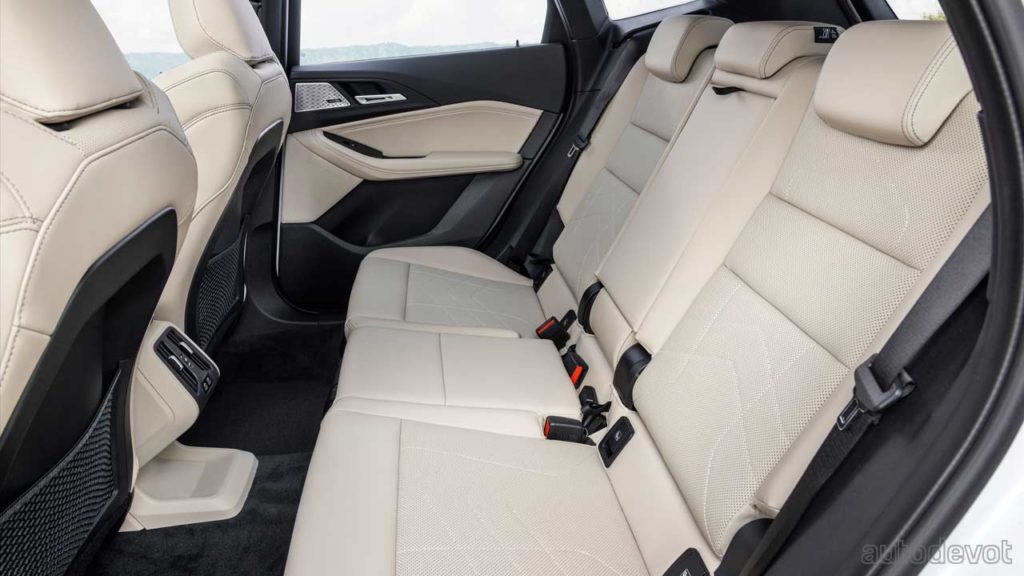 2022-BMW-223i-Active-Tourer_interior_rear_seats