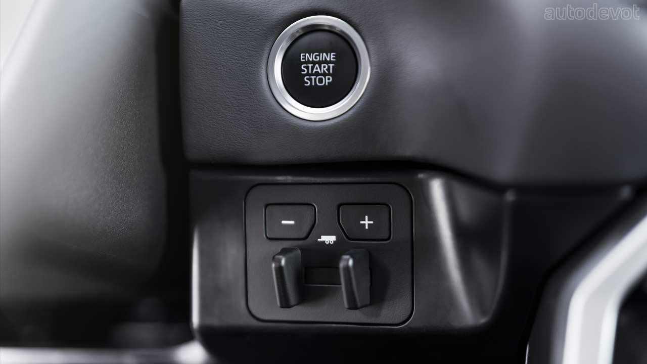 2022-Toyota-Tundra-Platinum_interior_towing_controls