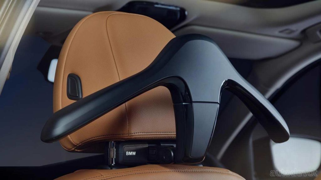 BMW-3-Series-Gran-Limousine-Iconic-Edition_interior_coat_hanger