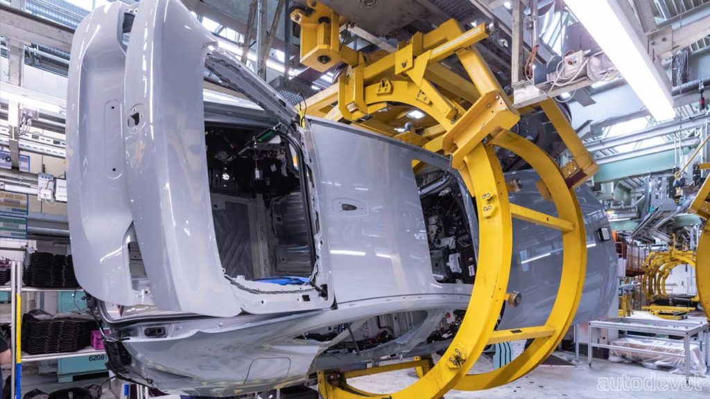 BMW-i4-production-begins-in-Munich_4