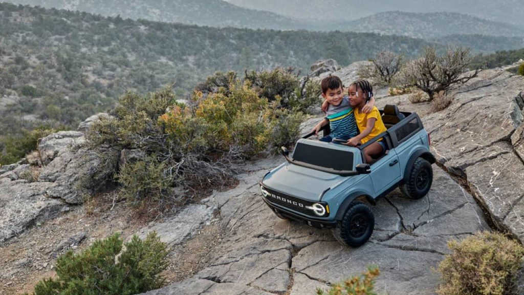Kid-Trax-Ford-Bronco-ride-on-toy_2