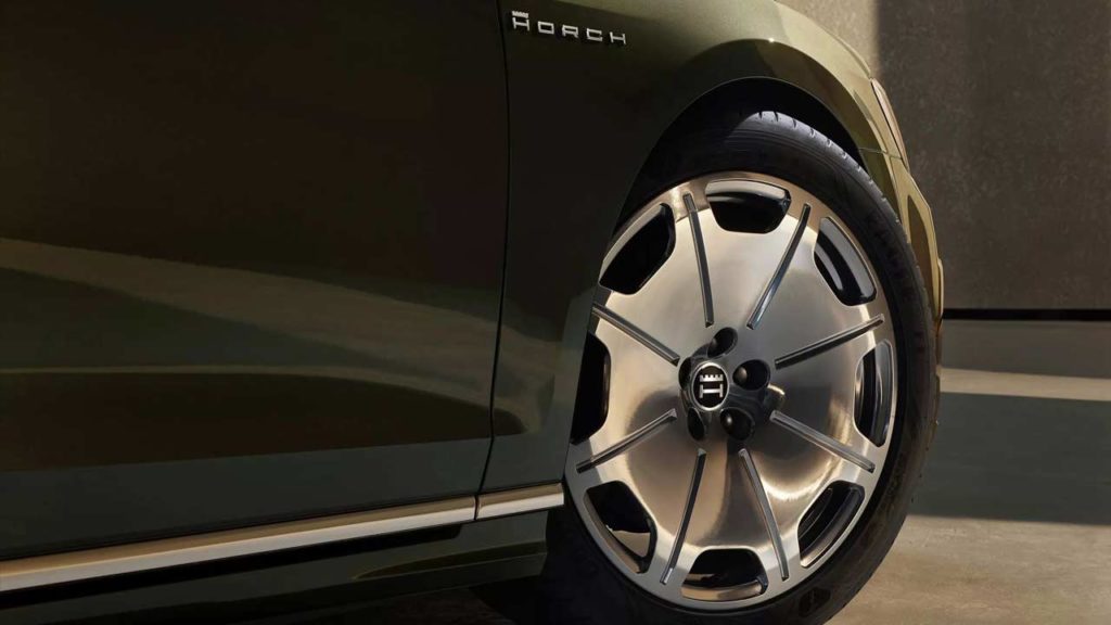 2022-Audi-A8-L-Horch_wheels