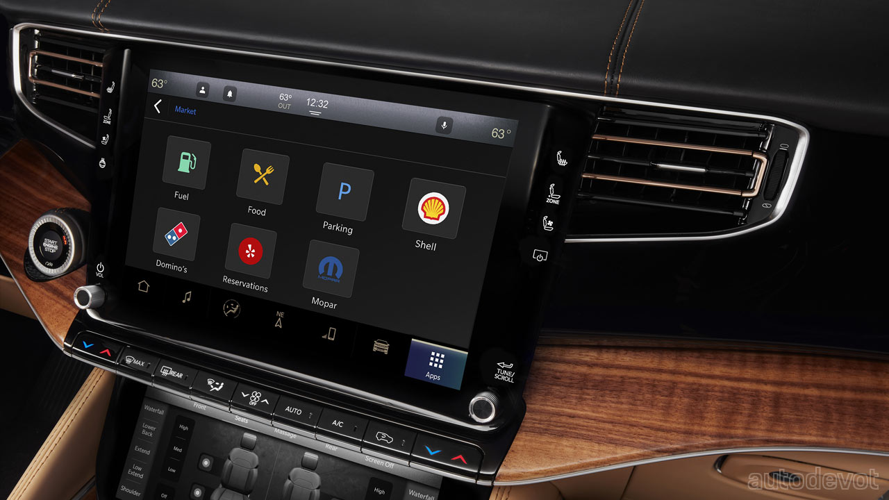 2022-Jeep-Grand-Wagoneer_interior_touchscreen_display