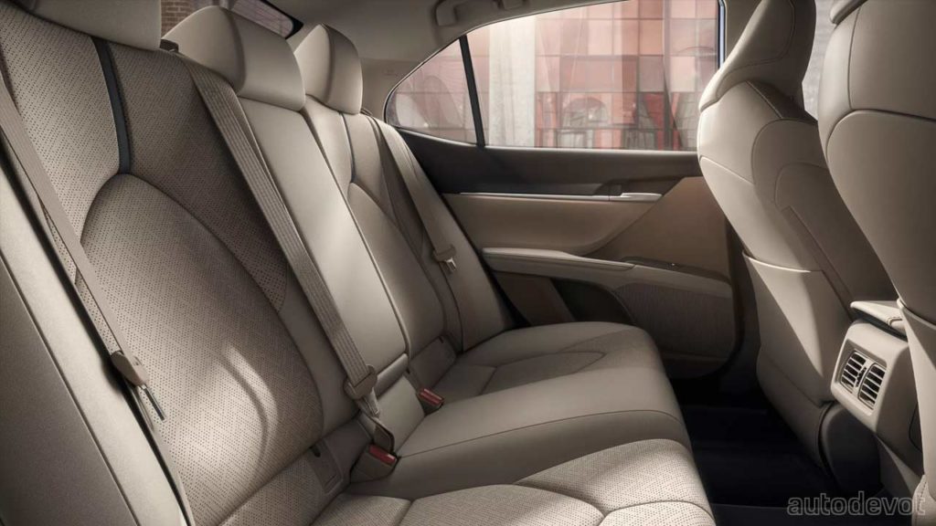 2022-Toyota-Camry-XLE-interior-rear-seats