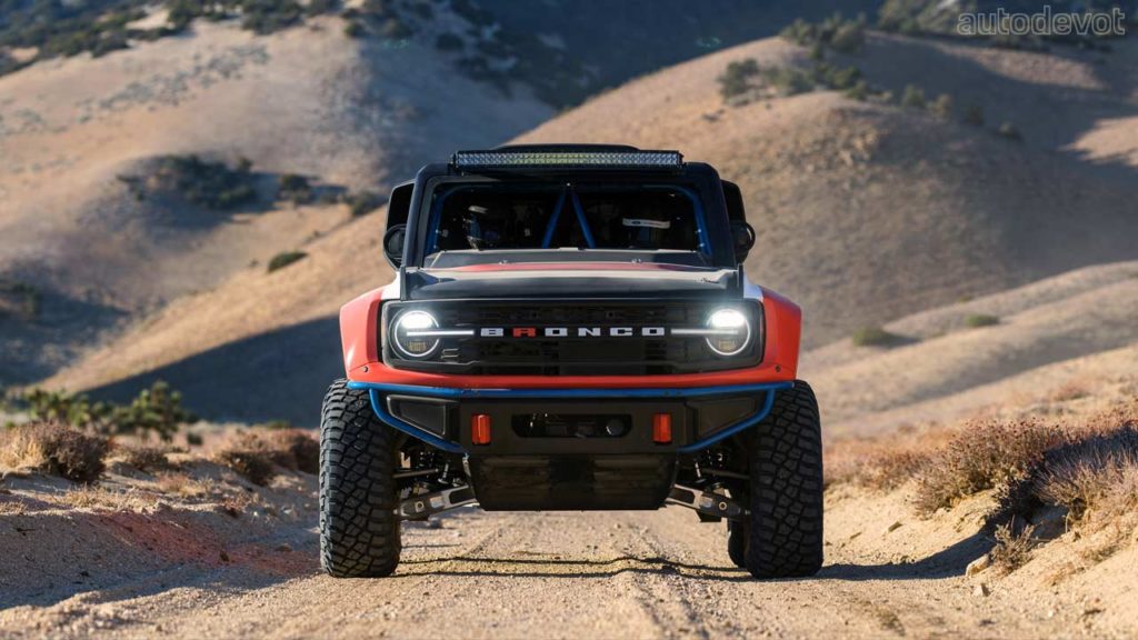 Ford-Bronco-DR-Race-prototype_front