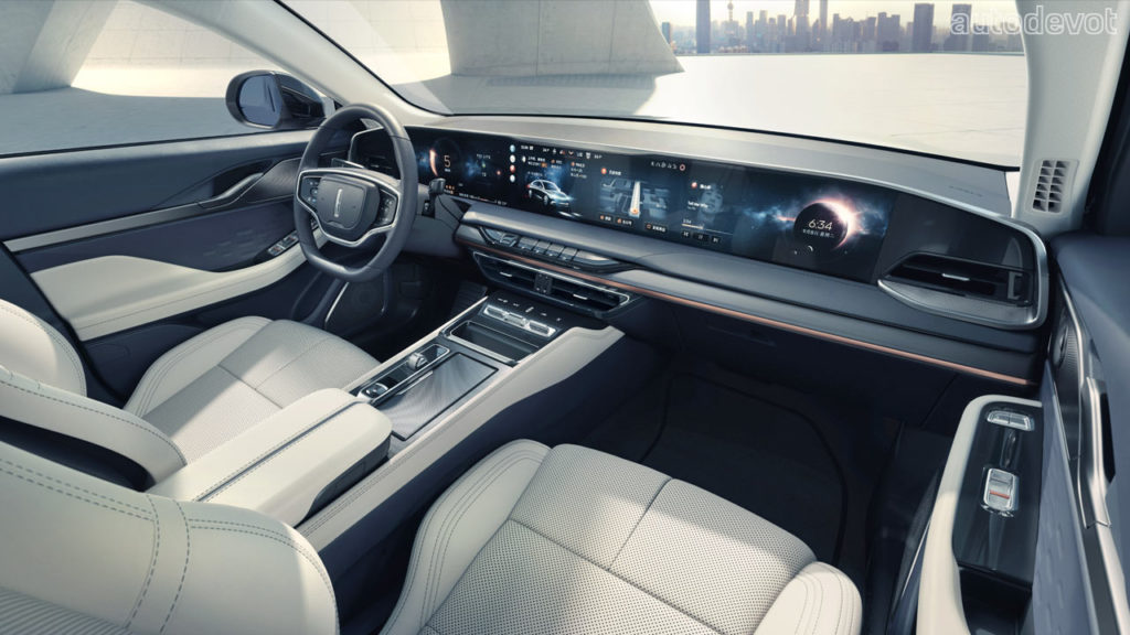 Lincoln-Zephyr production version_interior