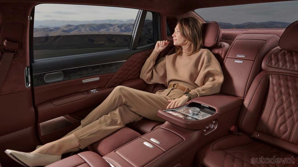 2022-Genesis-G90-interior_rear_seats_2
