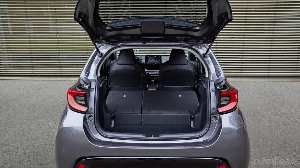 2022-Mazda2-Hybrid_interior_boot_space