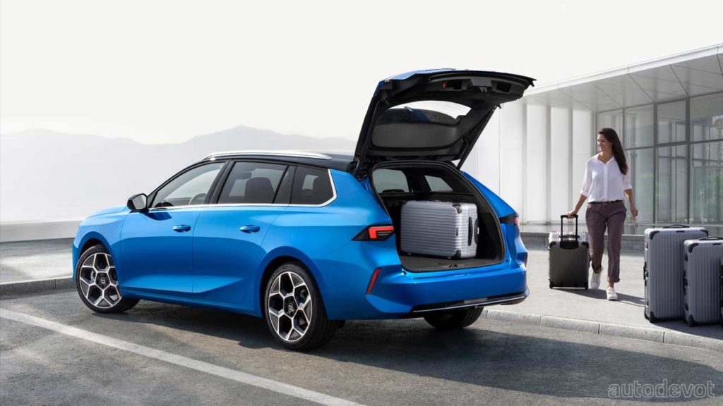 2022-Opel-Astra-Sports-Tourer_boot_space