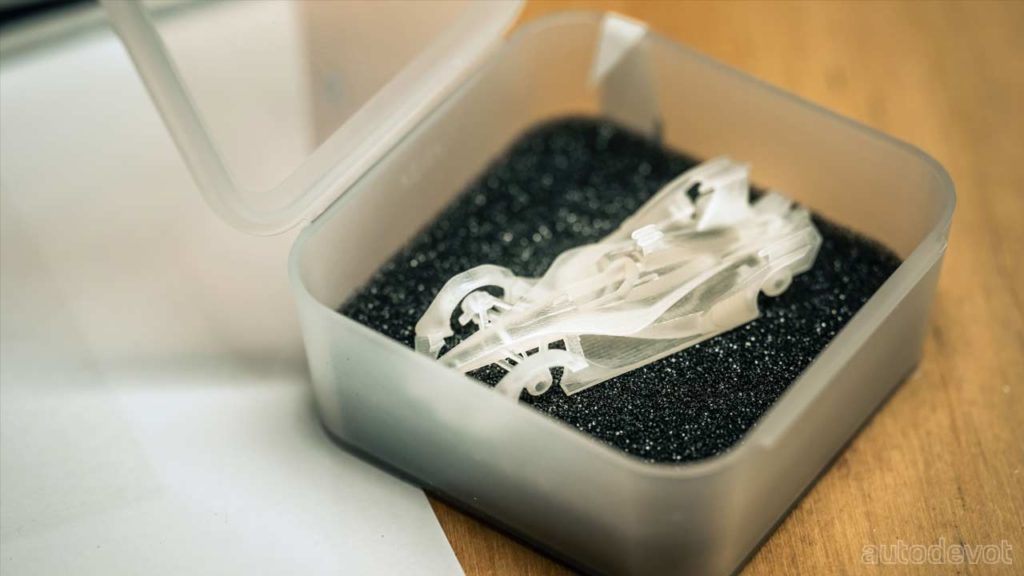 3D-printed-Porsche-99X-Electric-for-Miniatur-Wunderland