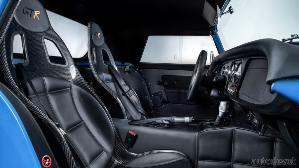 Morgan-Plus-8-GTR_interior_seats