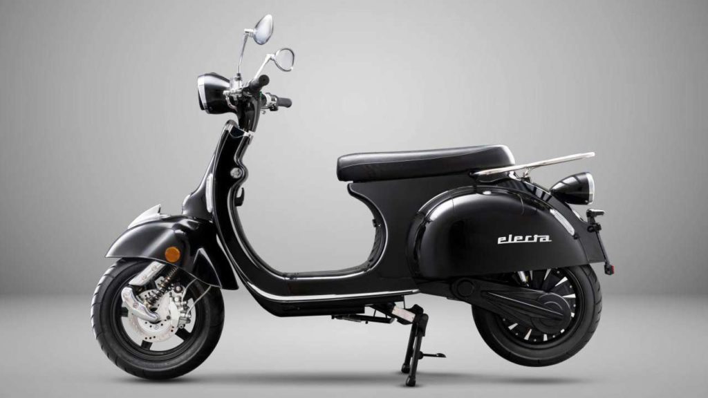 One-Moto-Electa-electric-scooter_side