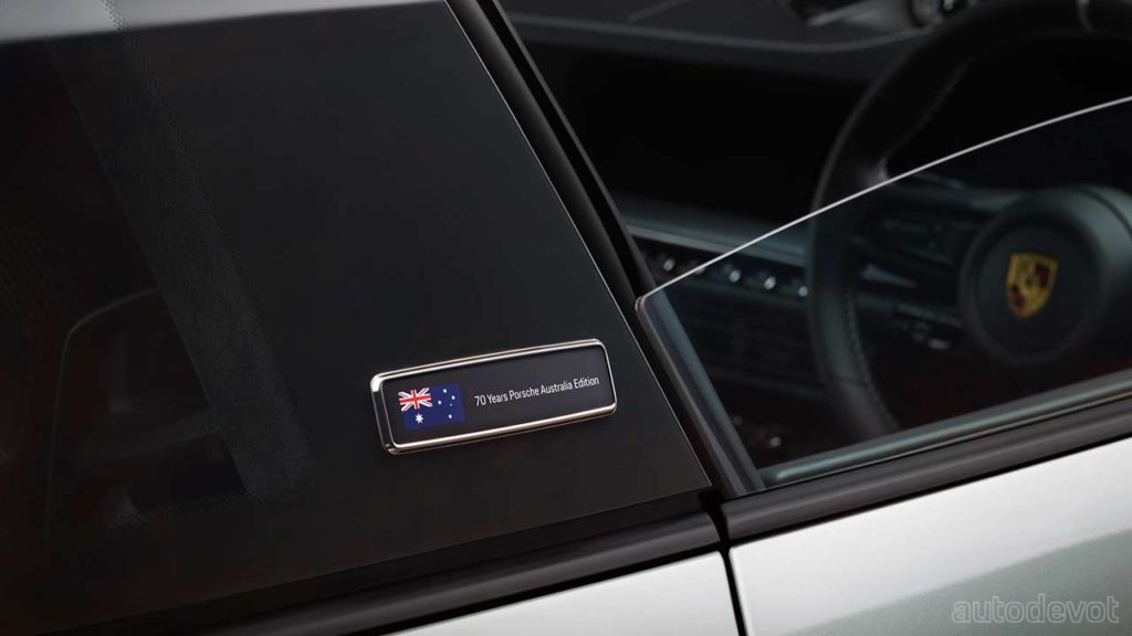 Porsche-911-GT3-70-Years-Porsche-Australia-Edition_badge