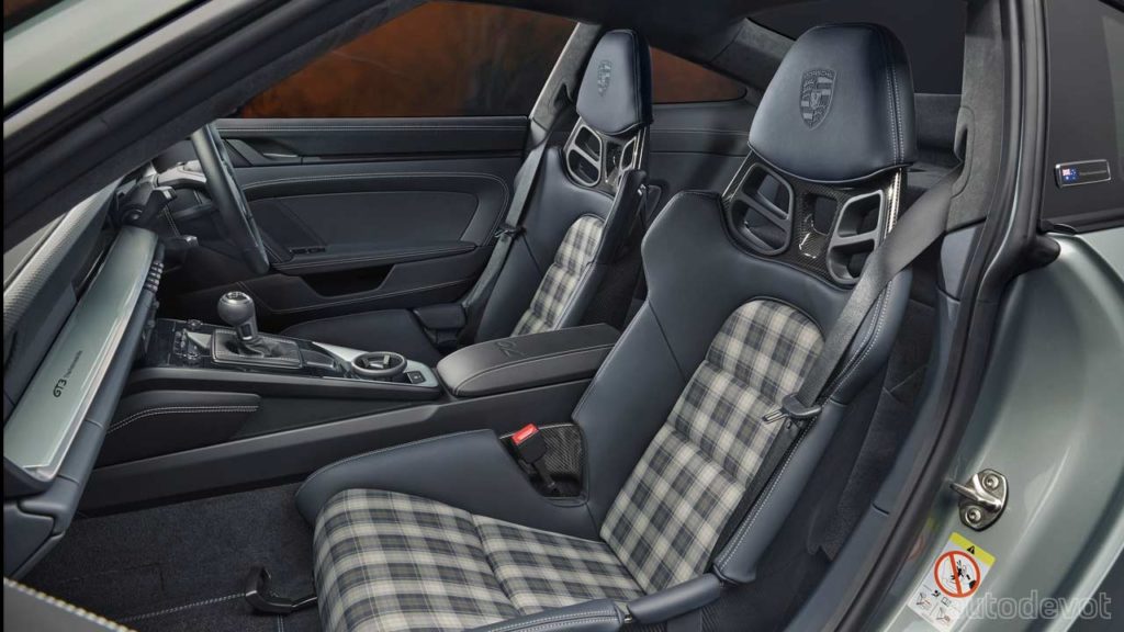 Porsche-911-GT3-70-Years-Porsche-Australia-Edition_interior_seats