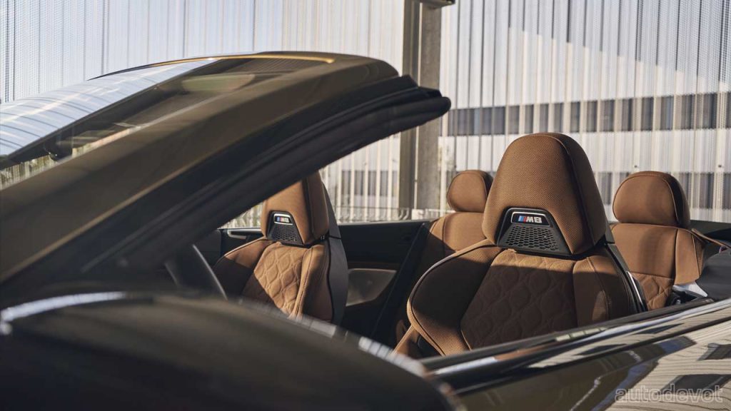 2022-BMW-M8-Competition-Cabriolet_interior_seats