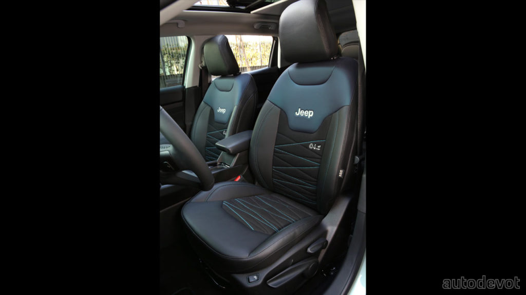 Jeep-Compass-e-Hybrid_interior_front_seats