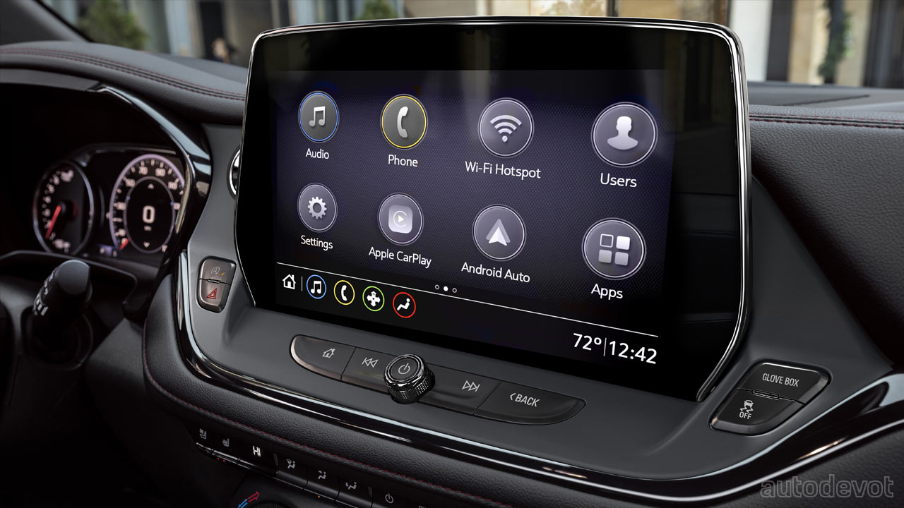 2023-Chevrolet-Blazer-RS_interior_infotainment_display