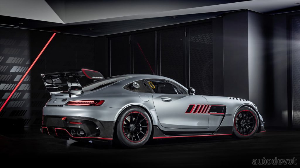 Mercedes-AMG-GT-Track-Series-limited-edition_3