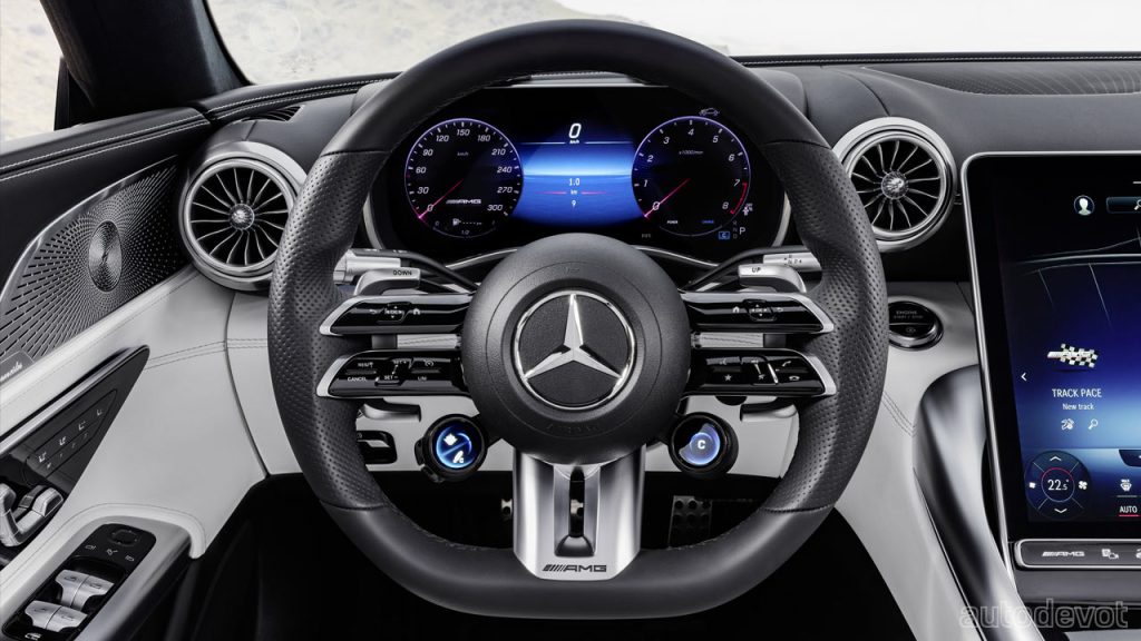 2022-Mercedes-AMG-SL-43-Roadster_interior_steering_wheel