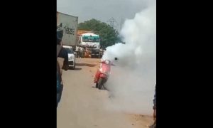 Pure-EV-electric-scooter-catches-fire