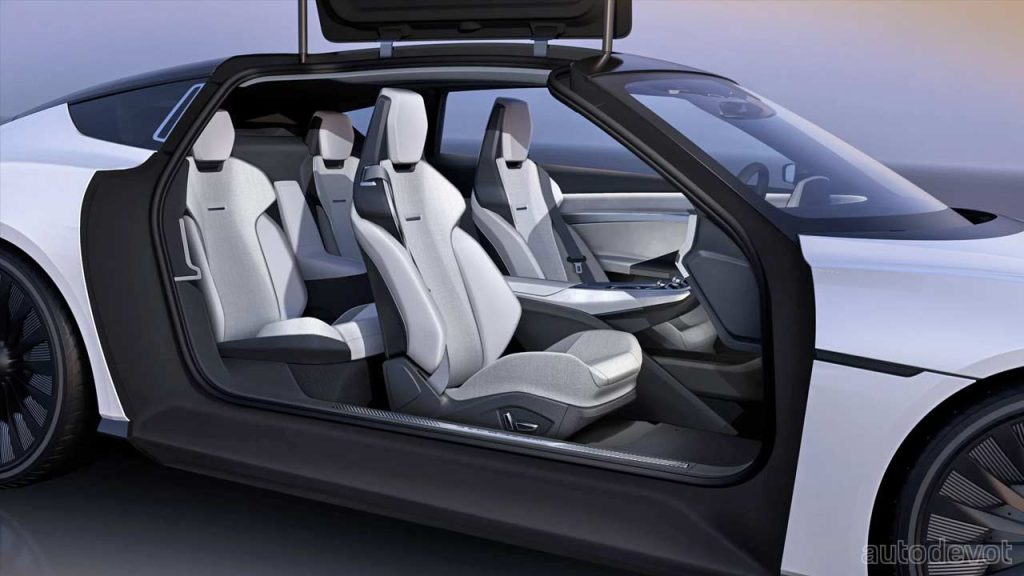 DeLorean-Alpha-5_interior_seats
