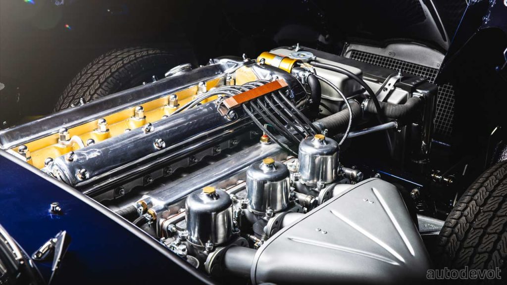 1965-Series-1-Jaguar-E-Type-roadster_engine