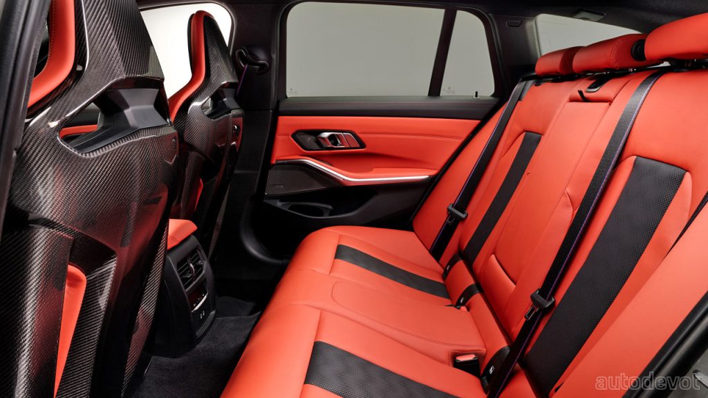 2023-BMW-M3-Touring_interior_rear_seats