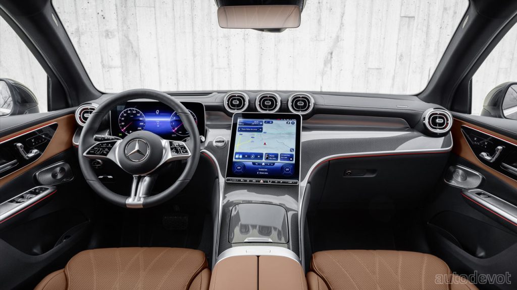 2023-Mercedes-Benz-GLC_interior