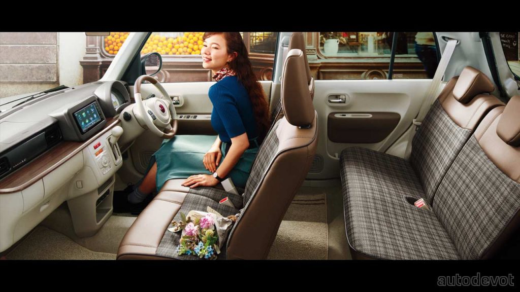 Suzuki-Alto-Lapin-LC_interior_seats