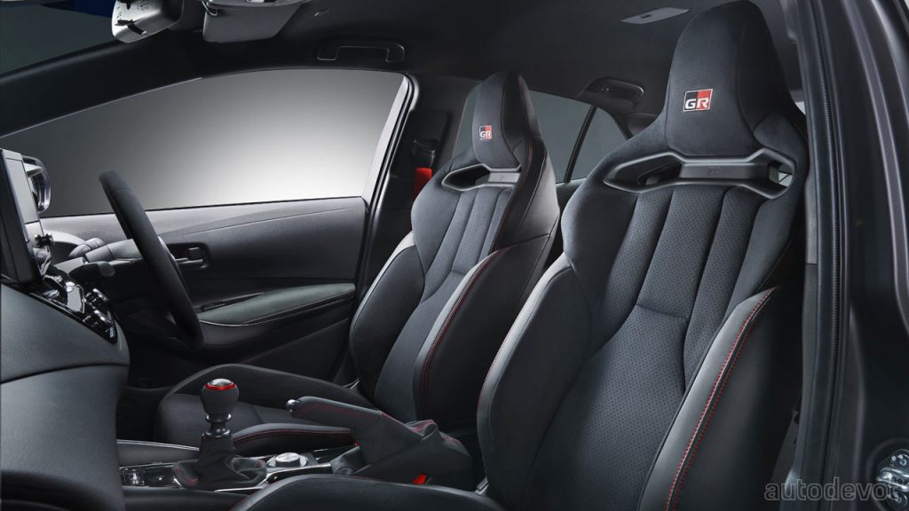 Toyota-GR-Corolla-Morizo-Edition_interior_front_seats