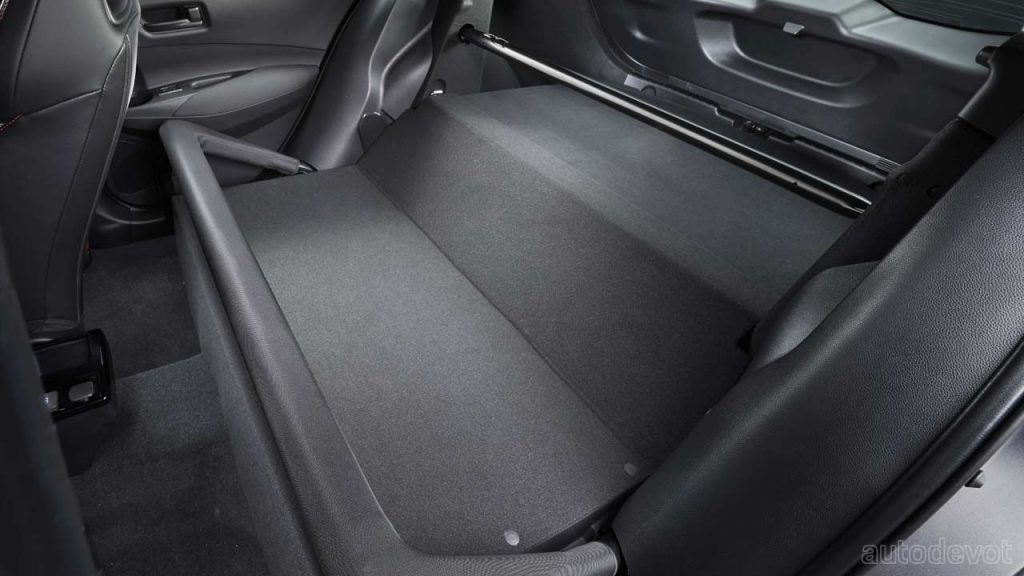 Toyota-GR-Corolla-Morizo-Edition_interior_rear_seat_delete
