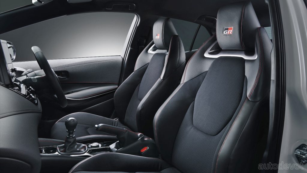 Toyota-GR-Corolla-RZ_interior_front_seats
