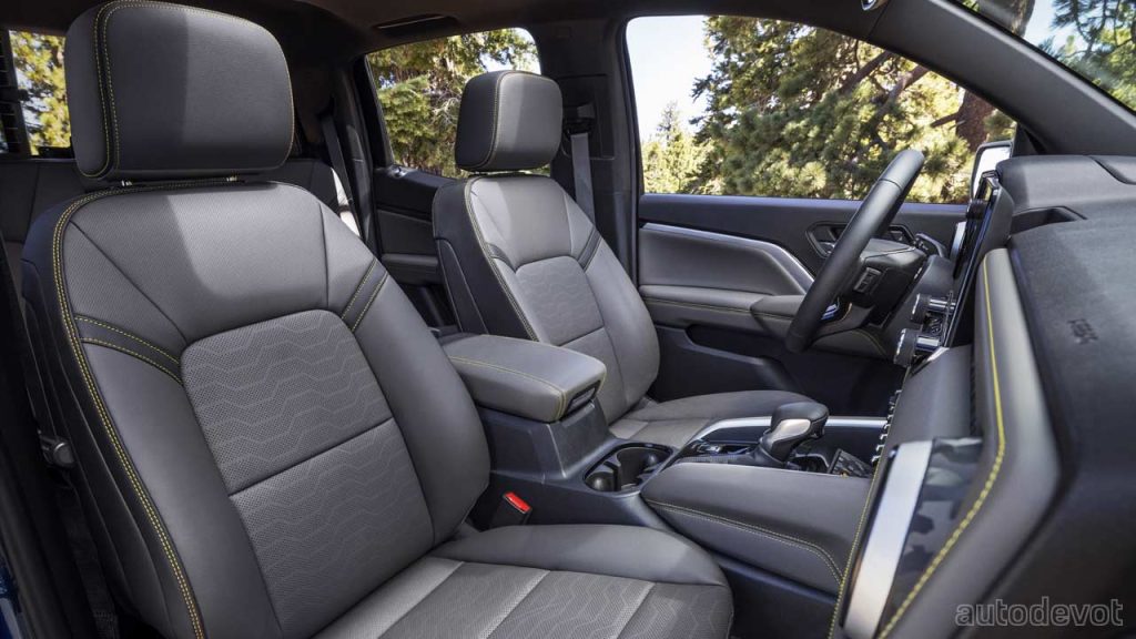 2023-Chevrolet-Colorado-ZR2-interior_front_seats