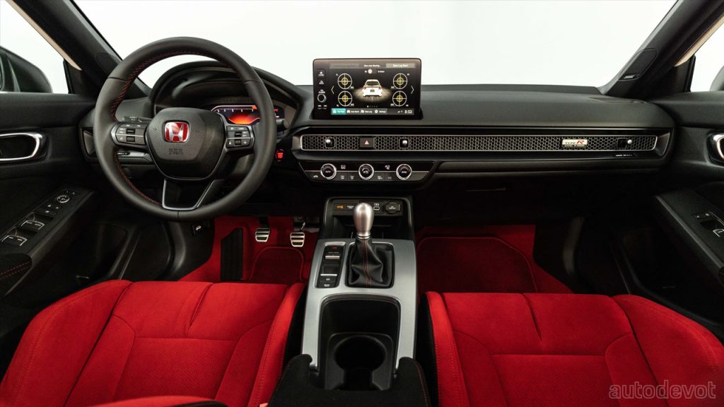 2023-Honda-Civic-Type-R_interior